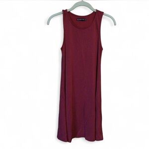 Abercrombie & Finch Elegant Sleeveless Burgundy Dress